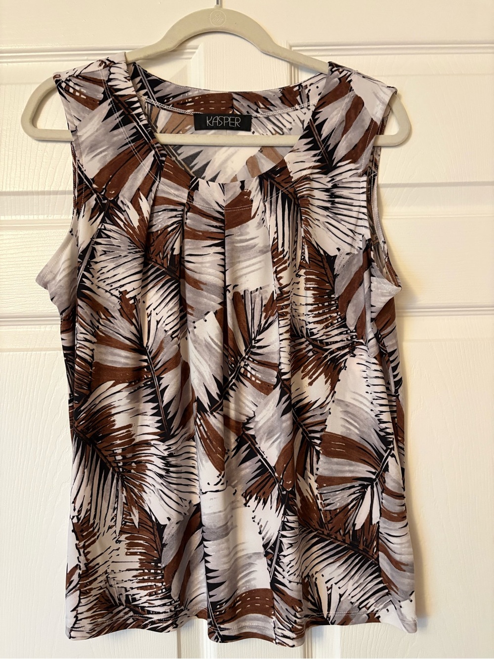 Kasper Brown and White Tropical Print Sleeveless Camisole